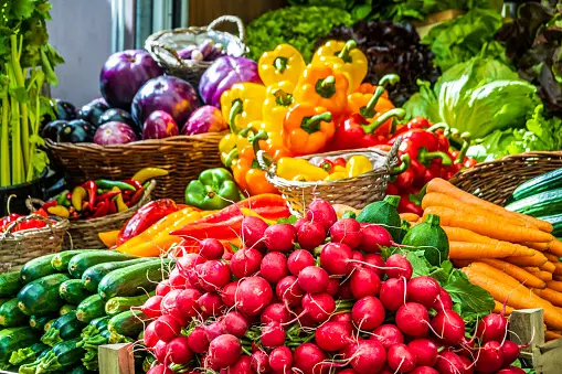 Exploring the Benefits of Organic Farmers Markets In 2023