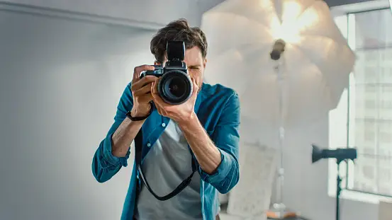 10 Reasons to Visit a Photography Studio In 2023